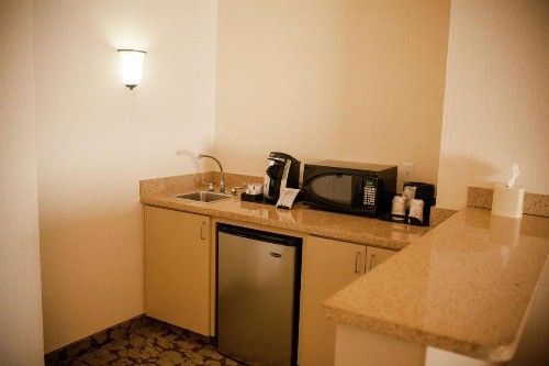 Hilton Garden Inn Redding - image 30