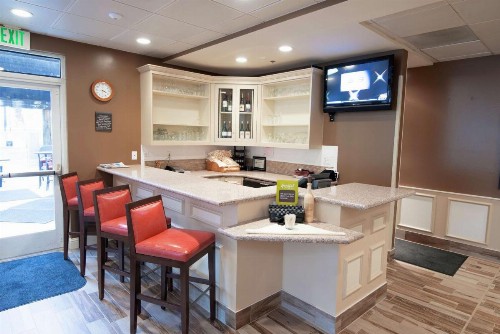 Hilton Garden Inn Redding - image 36