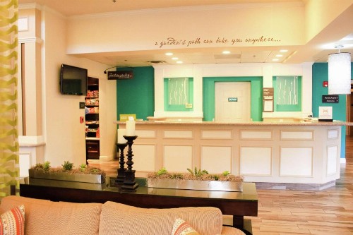 Hilton Garden Inn Redding - image 9