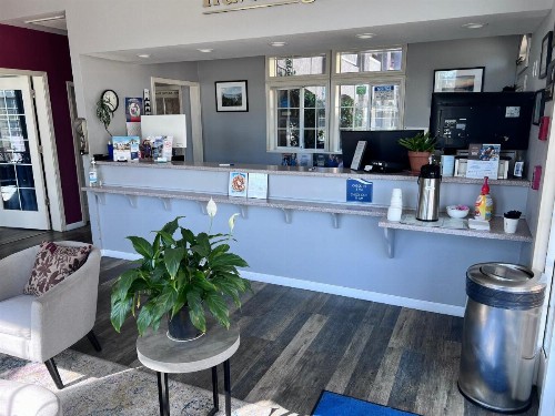 Travelodge by Wyndham Redding CA - image 46