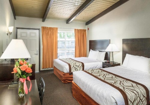 Thunderbird Lodge - image 19