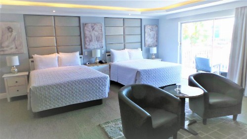 Island House Resort Hotel - image 22