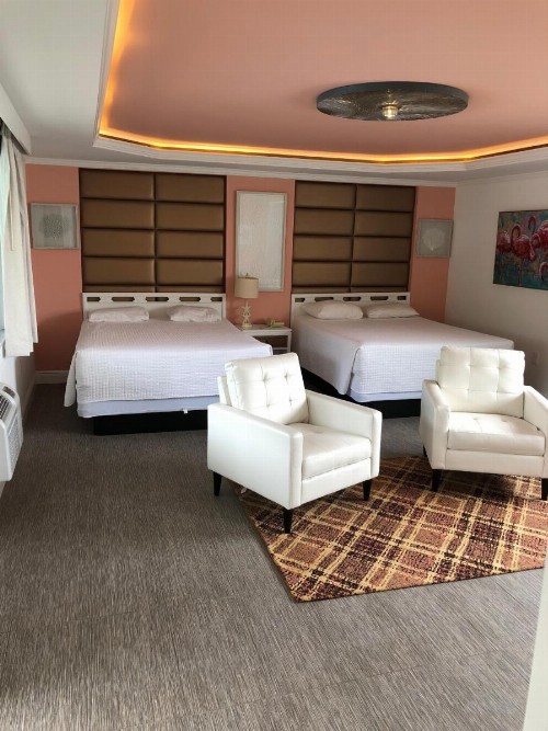 Island House Resort Hotel - image 33