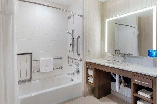 Home2 Suites by Hilton Redlands CA - image 6