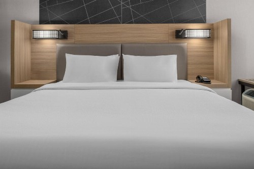 SpringHill Suites by Marriott Riverside Redlands - image 32