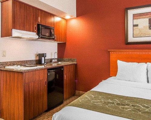 Comfort Suites Redmond Airport - image 20