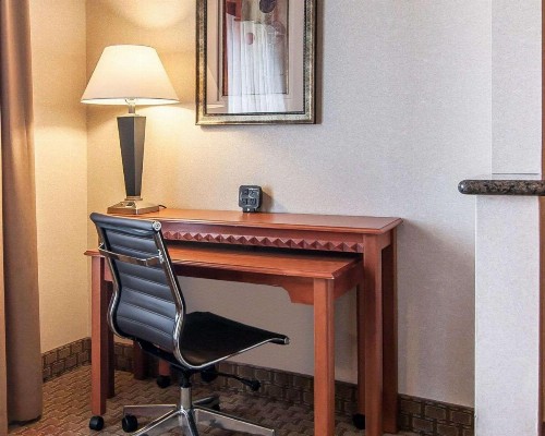 Comfort Suites Redmond Airport - image 22