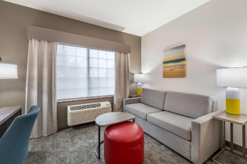 Comfort Suites Redmond Airport - image 32