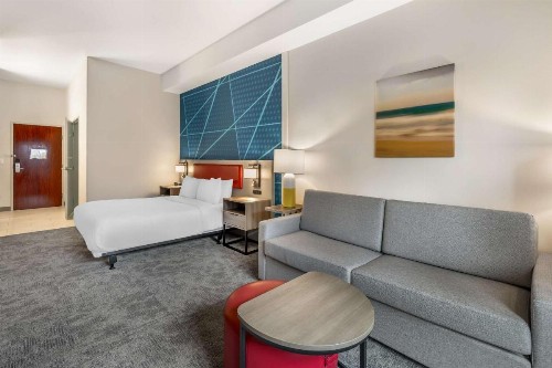 Comfort Suites Redmond Airport - image 9