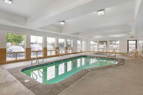 Sleep Inn & Suites Redmond - image 10