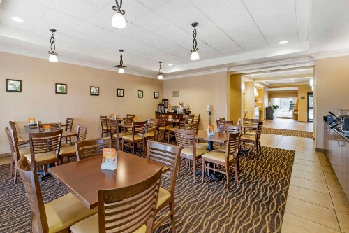 Sleep Inn & Suites Redmond - image 4