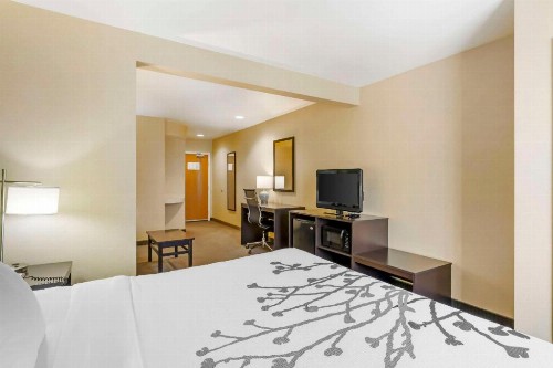 Sleep Inn & Suites Redmond - image 45
