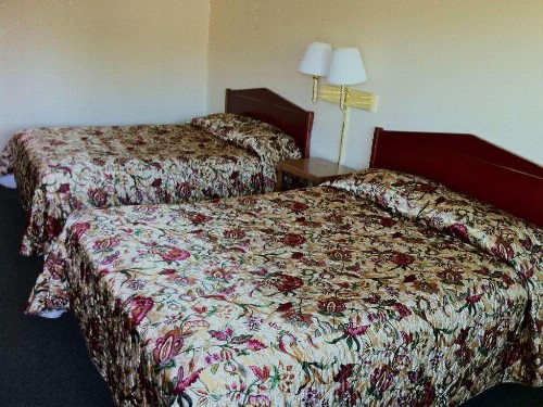 Greenway Motel - image 12