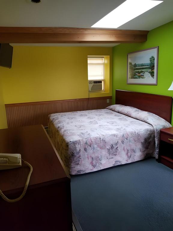 Greenway Motel - image 5