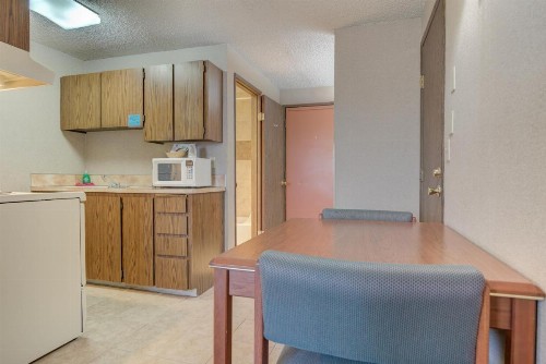 Redmond Inn - image 23