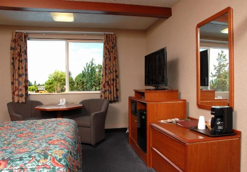 Redmond Inn - image 24