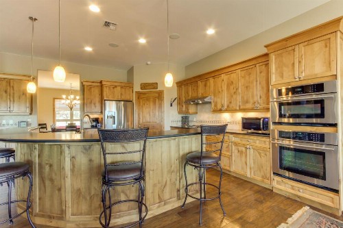 Highland View Haven - image 3