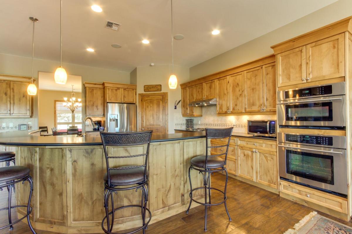 Highland View Haven - image 3