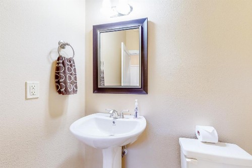 Village Loop in Eagle Crest - image 10