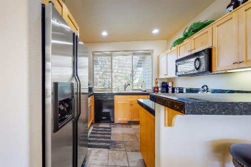 Village Loop in Eagle Crest - image 8