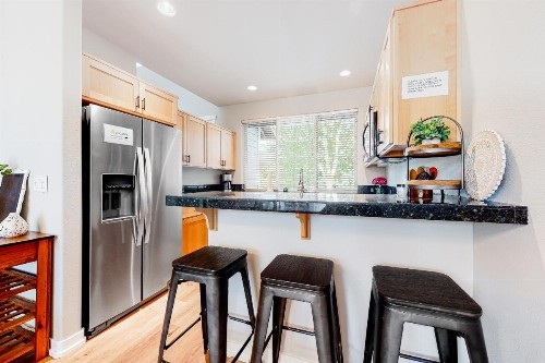 Highland View Eagle Crest - image 7