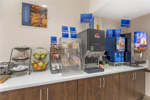 Best Western Redondo Beach Galleria Inn - Los Angeles LAX Airport Hotel - image 28