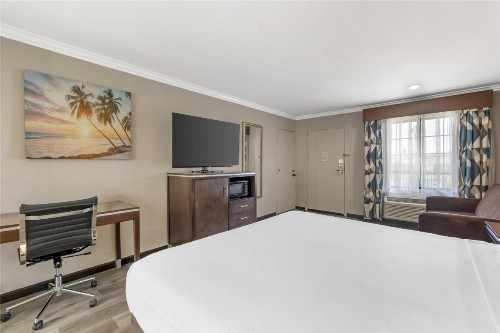 Best Western Redondo Beach Galleria Inn - Los Angeles LAX Airport Hotel - image 32