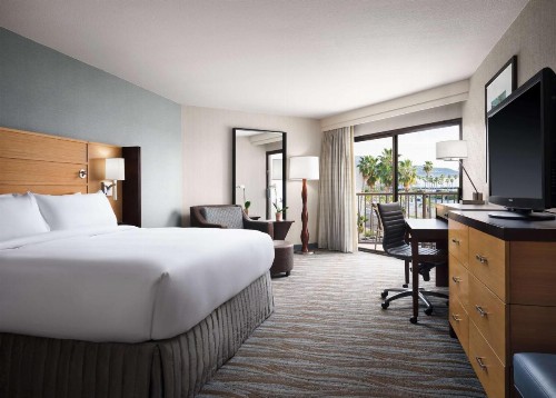 Sonesta Redondo Beach & Marina - image 24