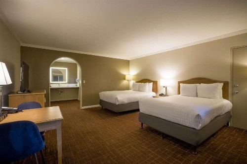 Best Western Inn - image 11