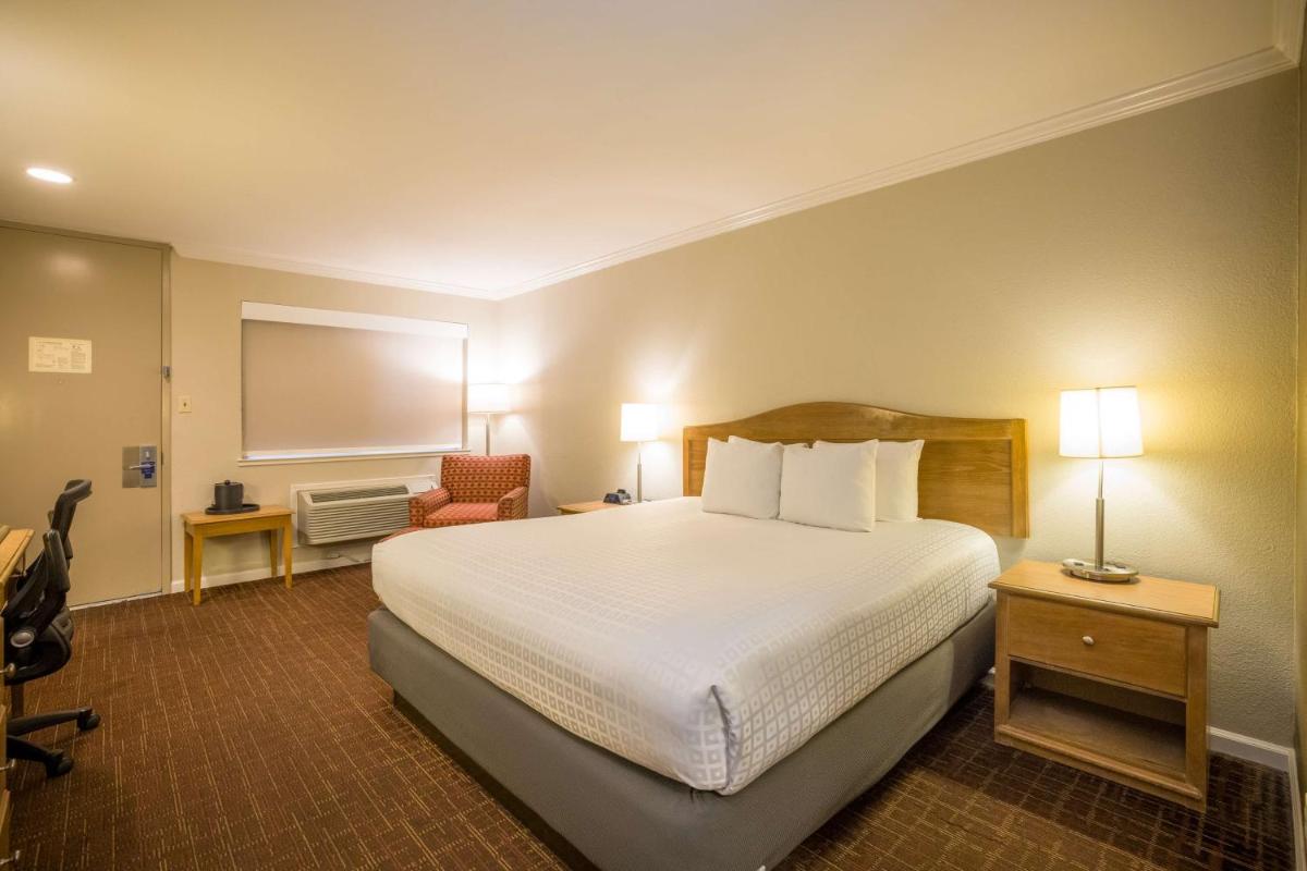 Best Western Inn - image 2