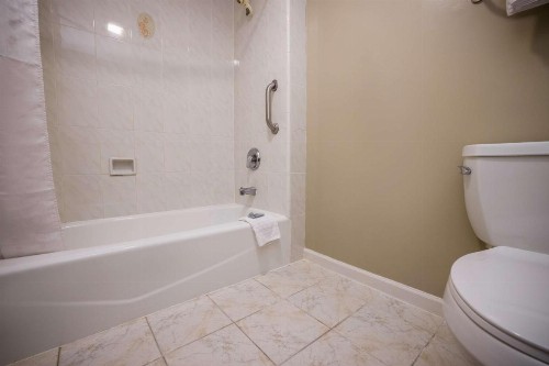 Best Western Inn - image 6