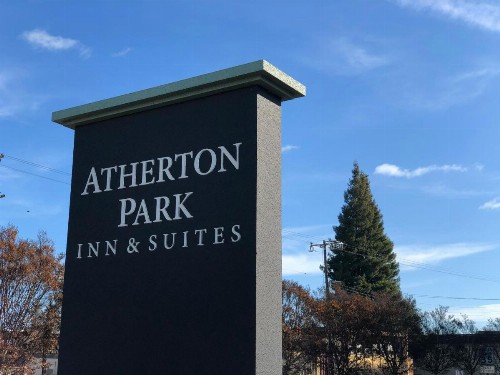 Atherton Park Inn and Suites - image 17