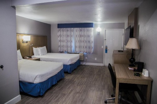 Days Inn by Wyndham Redwood City - image 15