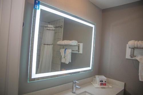 Days Inn by Wyndham Redwood City - image 19