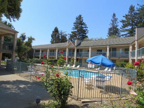 Days Inn by Wyndham Redwood City - image 29