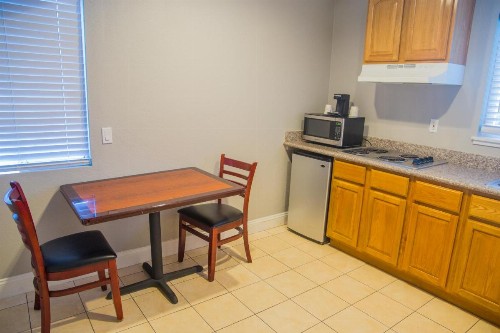 Days Inn by Wyndham Redwood City - image 31