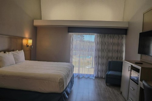 Days Inn by Wyndham Redwood City - image 47
