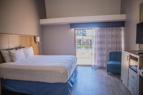 Days Inn by Wyndham Redwood City - image 49