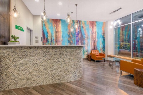 Wyndham Garden LaGuardia South - image 2