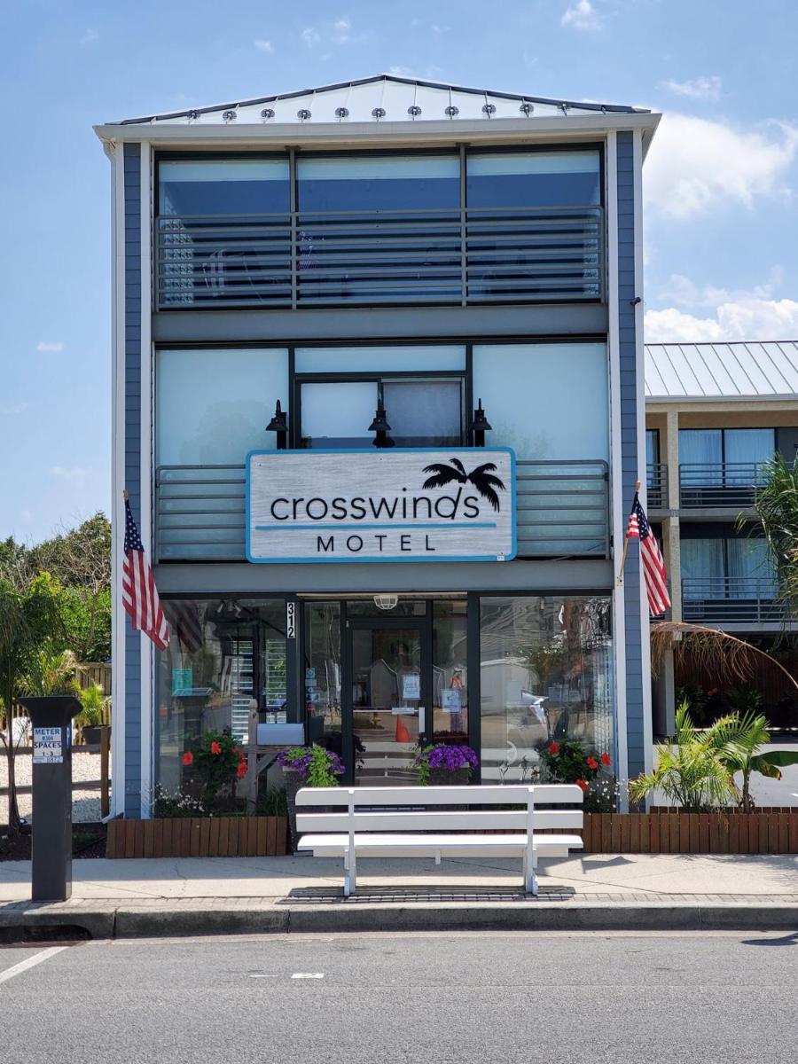 Crosswinds Motel - main image