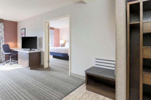 Hilton Garden Inn Reno - image 20