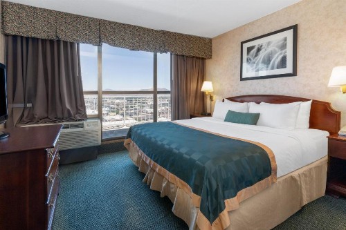 Ramada by Wyndham Reno Hotel & Casino - image 18