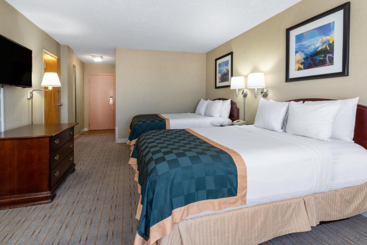 Ramada by Wyndham Reno Hotel & Casino - image 7
