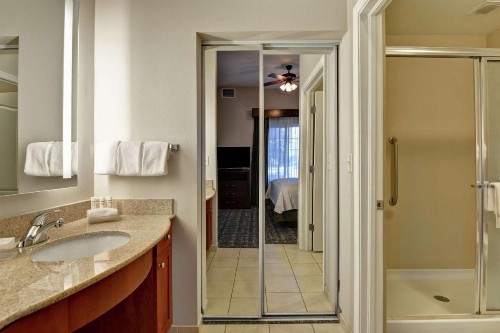 Homewood Suites by Hilton Reno - image 40