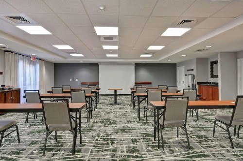 Homewood Suites by Hilton Reno - image 48