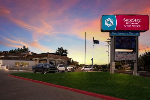 SureStay Plus Hotel by Best Western Reno Airport - image 16