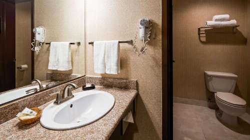 SureStay Plus Hotel by Best Western Reno Airport - image 45