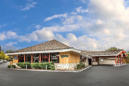 Econo Lodge Reno-Sparks Convention Center - image 24