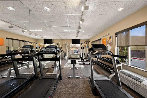 Comfort Inn & Suites Airport Reno - image 2