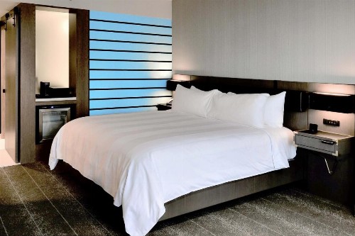 Renaissance Reno Downtown Hotel & Spa - image 15